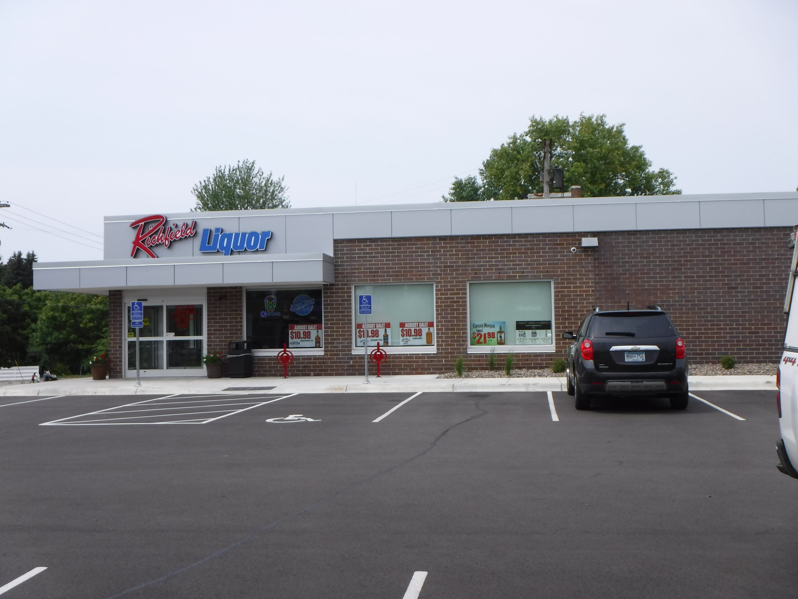 Richfield Liquor CalTex Electric